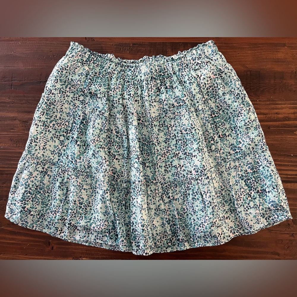 NWOT Loft Floral Tiered Lined Mini Skirt